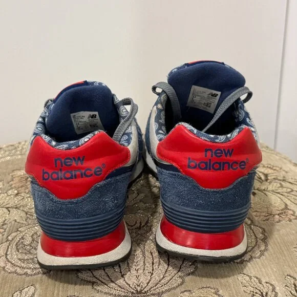 9.5 Paisley 574 blue suede. Lightly used. - Picture 3 of 10